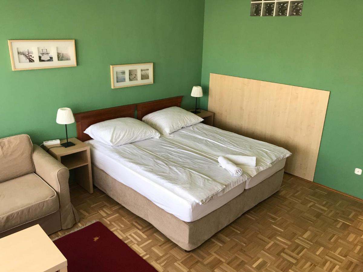Budapest Flat Rent Buitenkant foto
